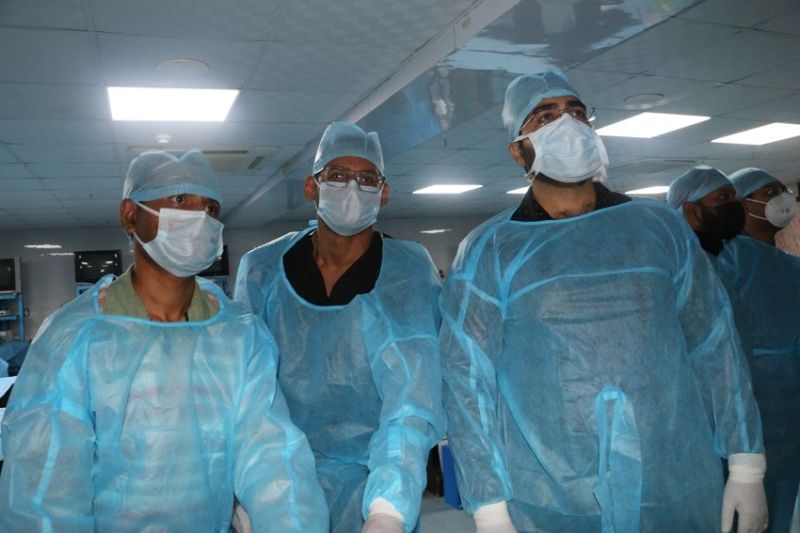 Surgeons performing Laparoscopic Appendicectomy, Cholecystectomy and TAPP Trans Abdominal Preperitoneal Inguinal Hernia repair on the Live Tissue.