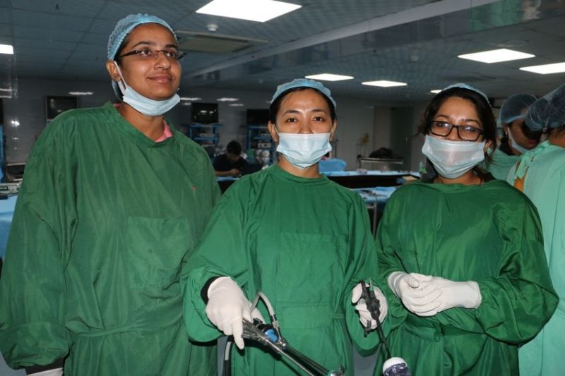 Surgeons & Gynecologist Performing on the Live Tissue Fundoplication, Nephrectomy and Rectopexy, Laparoscopic Burch Colposuspension for stress urinary incontinence and Sacrohysteropexy for uterine prolapse.