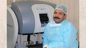 Prof Dr. R. K. Mishra Explanation of Patient Cart, Vision Cart and Master Console,Instrument designing and Working Principles of da Vinci Surgical System optical 3D HD designing and Working Principles of Robotic Remote Sensor Technology,and Docking.