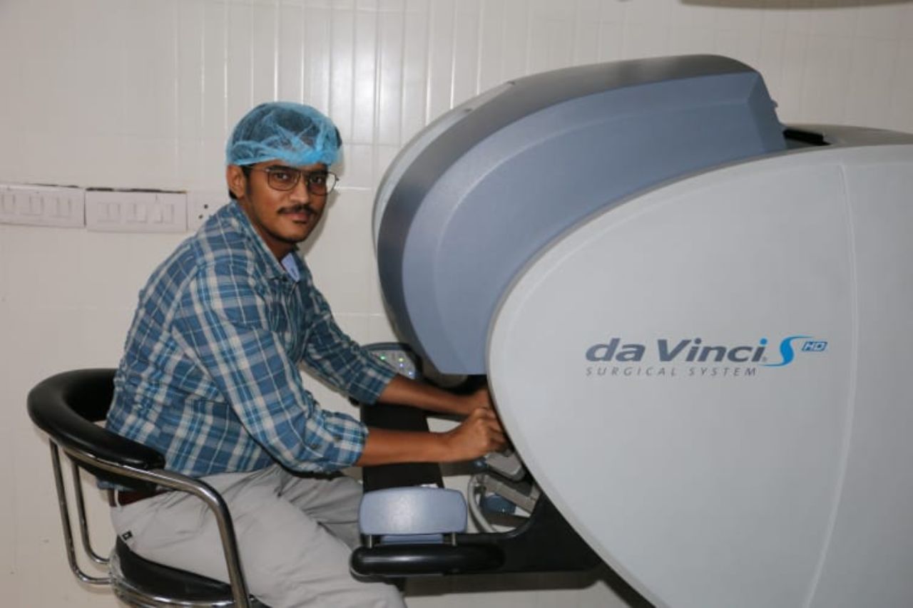 Laparoscopy & Robotic Training Batch June 2025