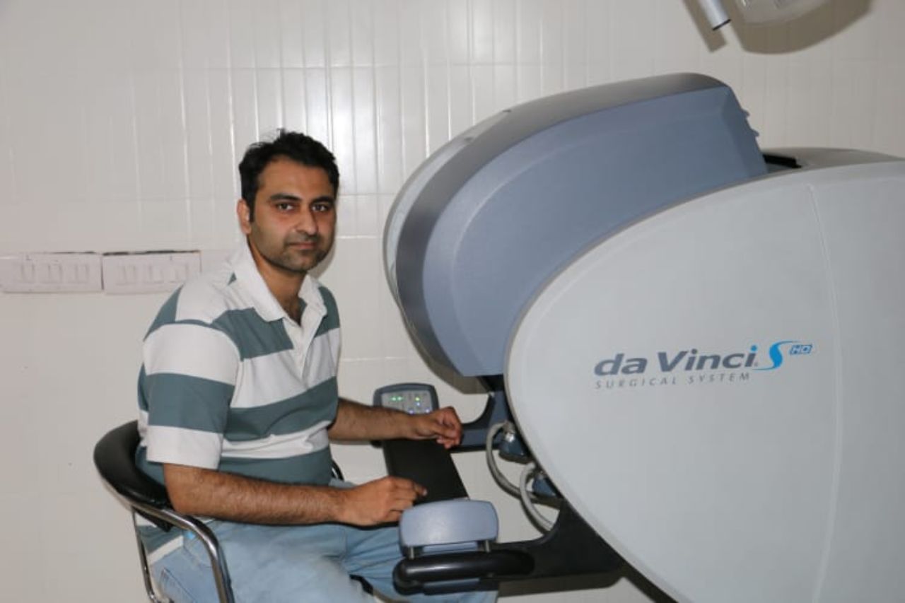 Laparoscopy & Robotic Training Batch June 2025