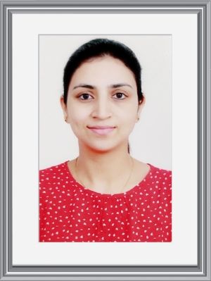 DR. SHALINI LOHAN