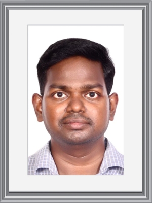 Dr. VIGNESH VETRIVEL 
