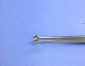 extracorporael knot clip