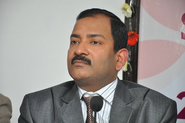 Dr R K Mishra