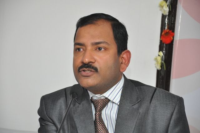 Dr R K Mishra