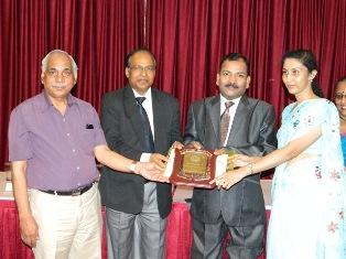 DR. LAVANYA. B