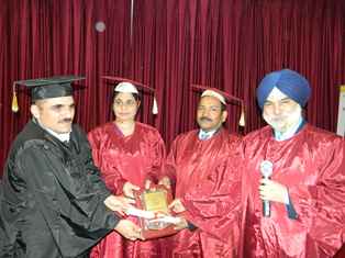 Dr Abdul
